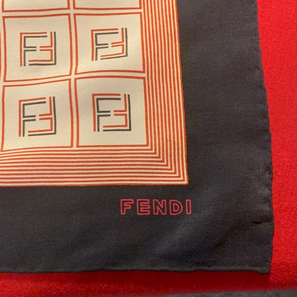 Fendi Beige,Black and Red Geometric Logo scarf 100% silk - Picture 3 of 5